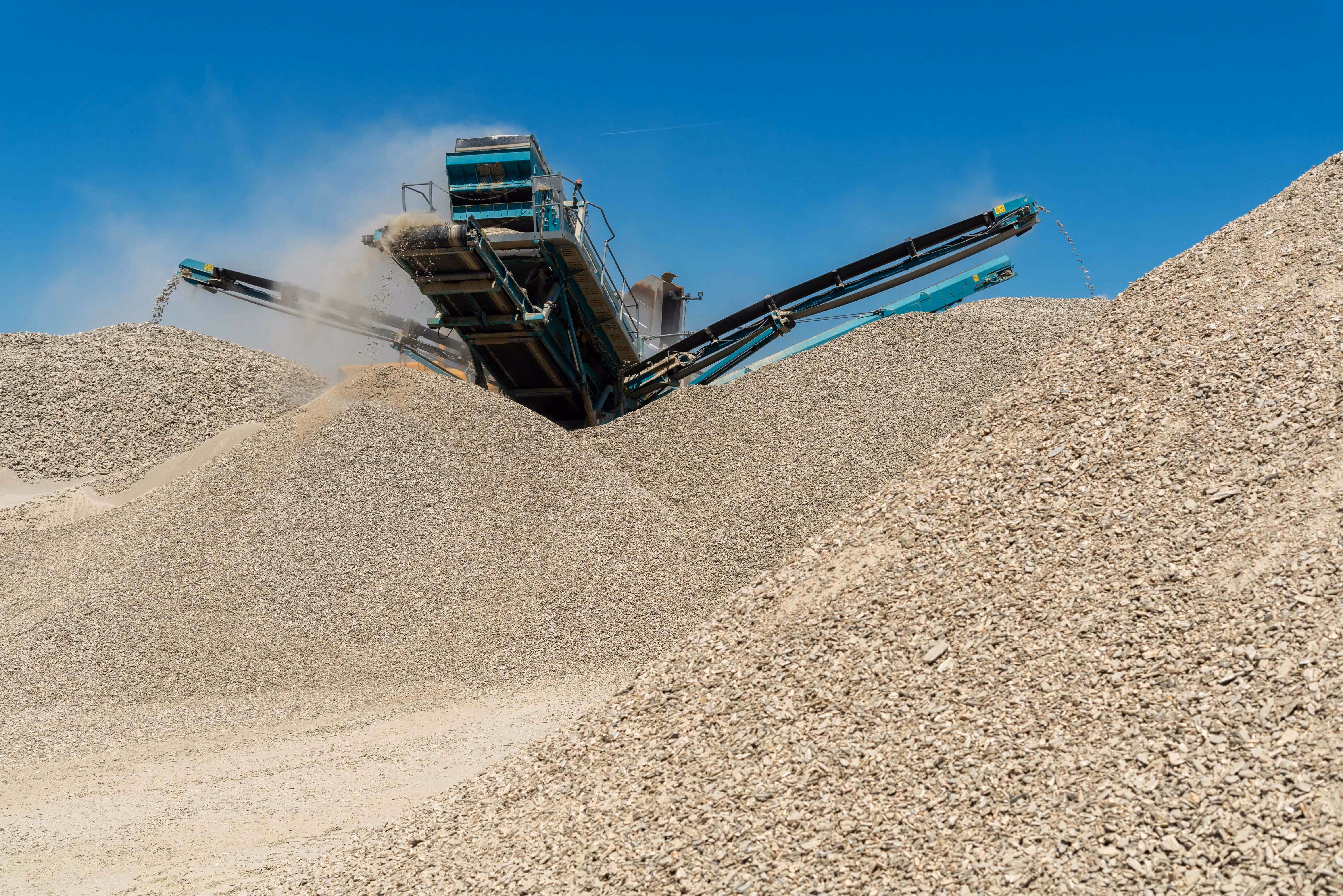 Aggregate production plant